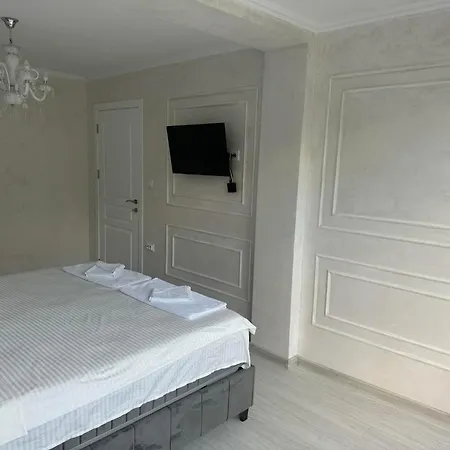 Grand Daris -free Parking *